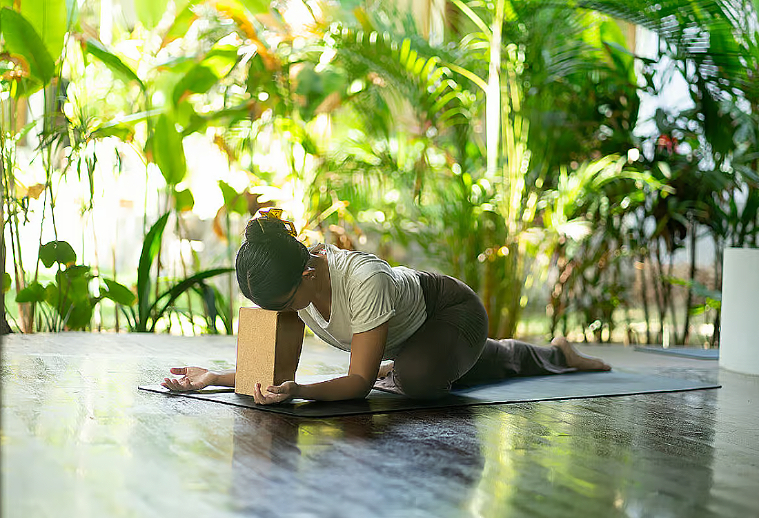 yoga.jpg (1.22 MB)