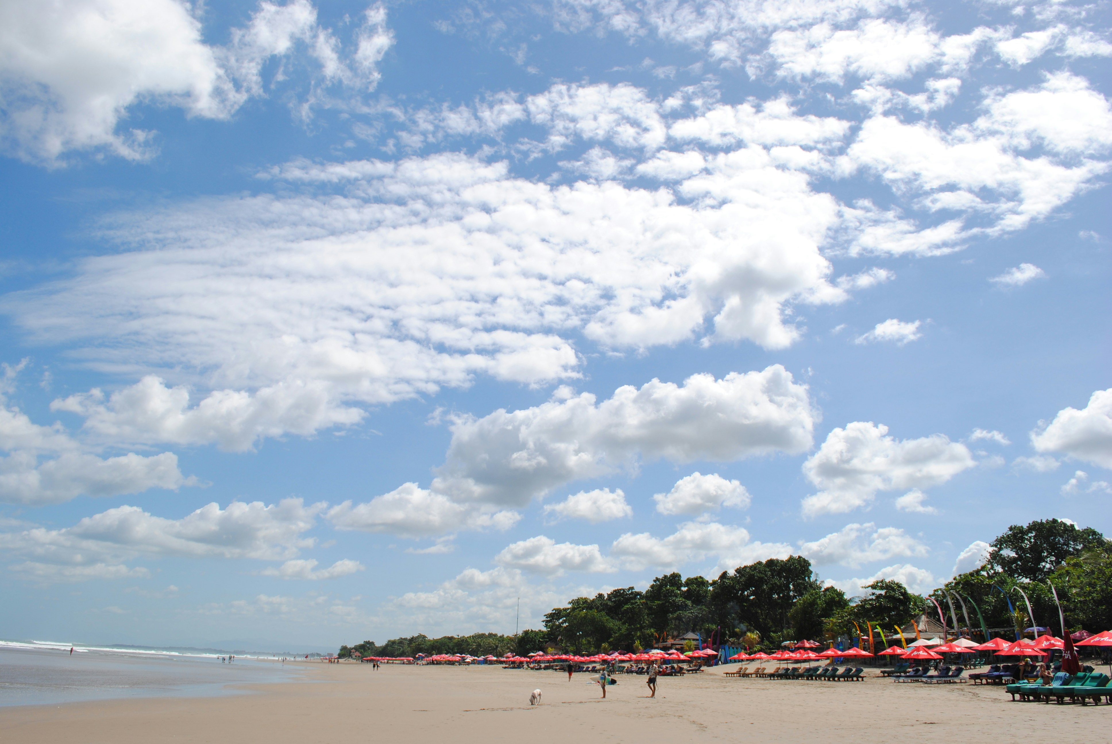 seminyak beach.jpg (1004 KB)