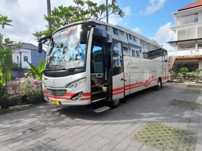 photo Private big bus and driver rental in Bali  1