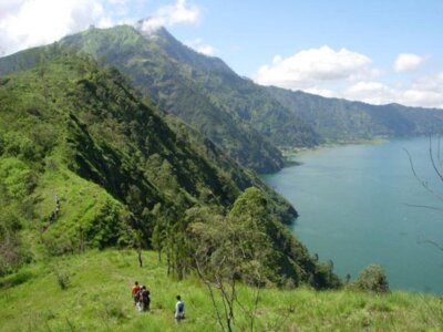 photo Trekking on the Trunyan Hill 4