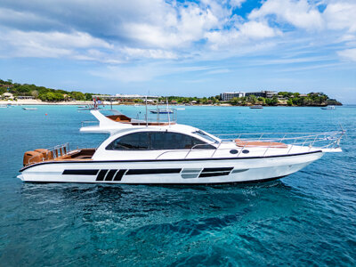 photo Cruise on the Sanjaya 05 Yacht 1