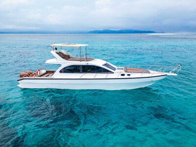 photo Cruise on the Almond Milk Yacht 1
