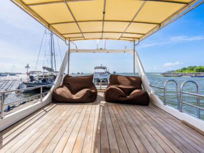 photo Cruise on the Lady Manta Yacht  3