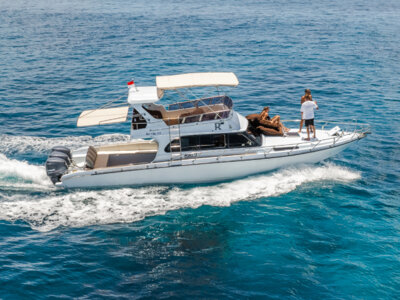 photo Cruise on the Riki J Yacht  1